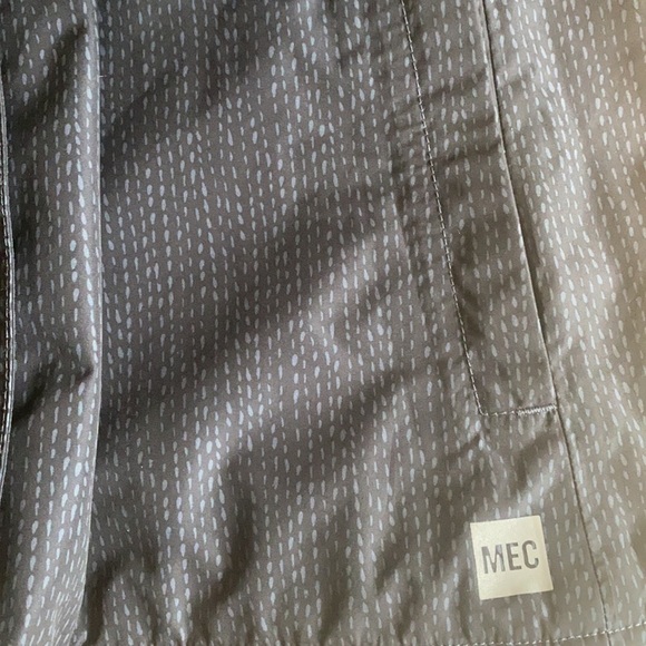 MEC Rain Jacket Black with Gray detail and fleece lining - Picture 9 of 10